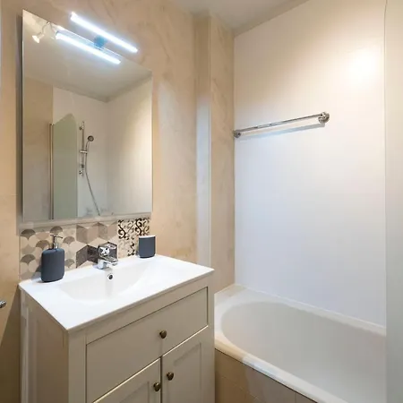 Apartment Rua De Camoes